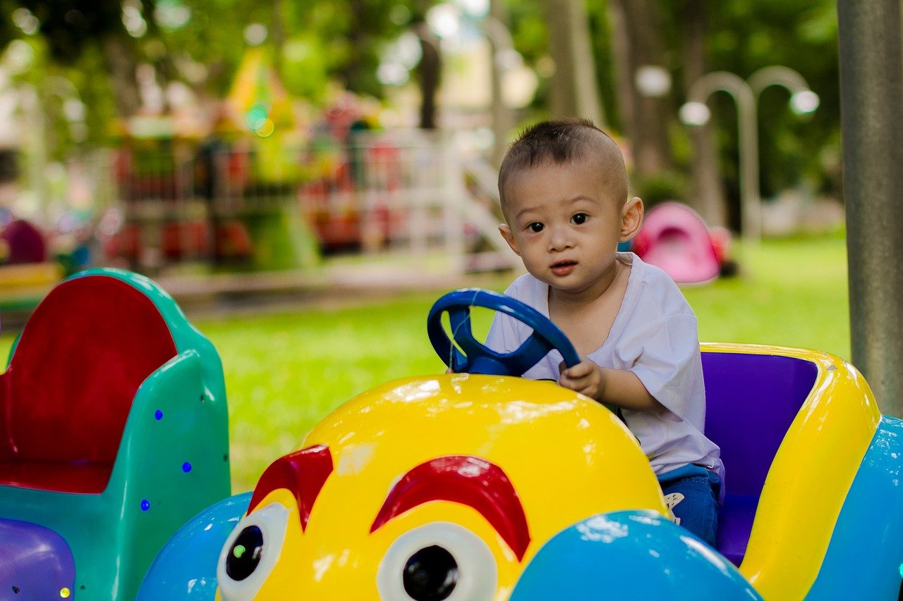 children, have fun, staff-1679581.jpg